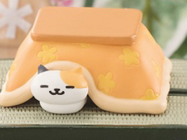 ねこあつめ」の世界をリアルに再現できるフィギュア「つくえのうえで