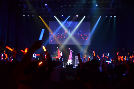 ���������꡼ No.023�Υ���ͥ������ / 1ǯ2����֤�Ȥʤ��Live 5pb. 2016�פ����š�17�ȤΥ����ƥ����Ȥ��б餷��������ˤޤĤ��ȡ�����Ԥ�줿���٥�Ȥ����ͤ��ݡ���