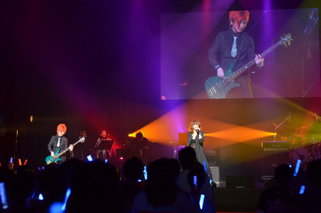 ���������꡼ No.044�Υ���ͥ������ / 1ǯ2����֤�Ȥʤ��Live 5pb. 2016�פ����š�17�ȤΥ����ƥ����Ȥ��б餷��������ˤޤĤ��ȡ�����Ԥ�줿���٥�Ȥ����ͤ��ݡ���