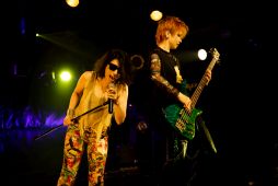 画像ギャラリー No.003のサムネイル画像 / オンラインライブ「Zwei Online Live 2020 -The way-」が5月29日から再配信