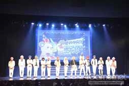 画像ギャラリー No.005のサムネイル画像 / 観客のリアル投票でアイドルたちがガチバトル。新曲を披露するのはどのグループ? 舞台「アイ★チュウ ザ・ステージ」ゲネプロ公演をレポート