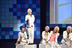 画像ギャラリー No.008のサムネイル画像 / 観客のリアル投票でアイドルたちがガチバトル。新曲を披露するのはどのグループ? 舞台「アイ★チュウ ザ・ステージ」ゲネプロ公演をレポート