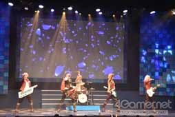 画像ギャラリー No.011のサムネイル画像 / 観客のリアル投票でアイドルたちがガチバトル。新曲を披露するのはどのグループ? 舞台「アイ★チュウ ザ・ステージ」ゲネプロ公演をレポート