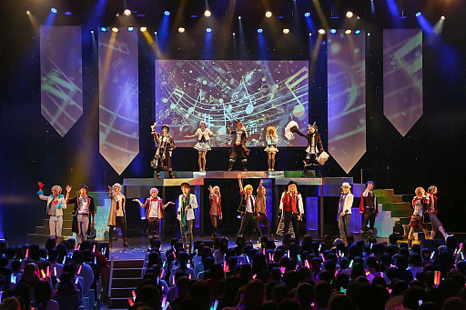 画像ギャラリー No.002のサムネイル画像 / 「アイ★チュウ」,7月27日に開催された「Live!!!アイ★チュウ ザ・ステージ〜Planète et Fleurs〜」のライブレポートが到着