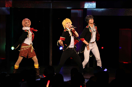 画像ギャラリー No.003のサムネイル画像 / 「アイ★チュウ」,7月27日に開催された「Live!!!アイ★チュウ ザ・ステージ〜Planète et Fleurs〜」のライブレポートが到着