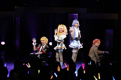 画像ギャラリー No.008のサムネイル画像 / 「アイ★チュウ」,7月27日に開催された「Live!!!アイ★チュウ ザ・ステージ〜Planète et Fleurs〜」のライブレポートが到着