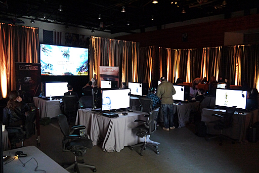 ���������꡼ No.001�Υ���ͥ������ / ��Star Wars �Хȥ�ե���ȡפ�ȯ�����롪��������ΤޤȤ�ȡ����ꥨ���ƥ��֥ǥ��쥯�����ؤΥ��󥿥ӥ塼���Ϥ�