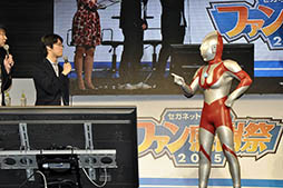 画像ギャラリー No.017のサムネイル画像 / 「モンギア」，新武器「大砲」や新クエスト実装を含む大型アップデートを12月15日より順次実装。ウルトラマンも駆けつけたステージをレポート