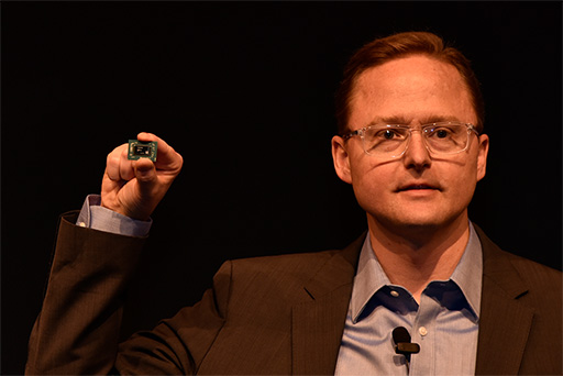 ꡼ No.003Υͥ / COMPUTEXAMDΡPCץåRyzen MobileפμʪϪAPU٤GPUǽ40