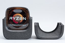 画像集#021のサムネイル/「Ryzen Threadripper」到着！ これまでにない製品ボックスと，アイデア賞モノのCPU取り付け方法を見てみよう