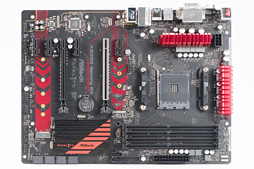 画像ギャラリー No.004のサムネイル画像 / Raven Ridge「Ryzen 5 2400G」「Ryzen 3 2200G」の統合型GPUでOverwatchとWoWs,PUBGは満足にプレイできるのか。実際に確かめてみた