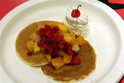 画像ギャラリー No.004のサムネイル画像 / 日本一ソフトウェア公式Webラジオ「日本一RADIO」の公開録音をレポート。声優陣が「魔女と百騎兵2」にちなんだトークを展開