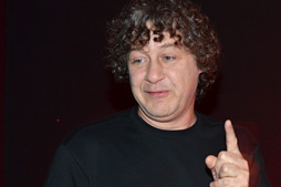 ���������꡼ No.009�Υ���ͥ������ / �������ʤ�3DGE����Radeon R9 Fury X�פȤϤ����ʤ�GPU������Fiji�פΥ������ƥ����������