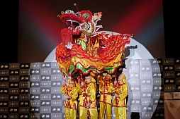 画像ギャラリー No.008のサムネイル画像 / 吉川晃司さんが曹操と張角を愛する理由とは? ディープなトークが展開された「三國志13」完成発表会レポート