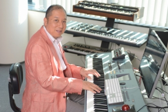 画像ギャラリー No.002のサムネイル画像 / 「三國志」30周年記念コンサート,ゲストは音楽プロデューサーの向谷 実氏