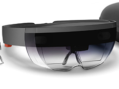 MicrosoftのAR HMD「HoloLens」開発者向けキットが3000ドルで予約受付開始。対応ゲーム「Fragments」と「Young Conker」も発表