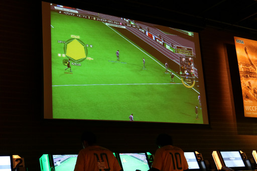 ���������꡼ No.007�Υ���ͥ������ / ���٥�ȡ��Хå���Υ������ɲä�ȯɽ���줿��WORLD CLUB Champion Football�פΥ��٥�ȡ�WCCF CUP WINNER'S CUP The 10th�פ��ݡ���