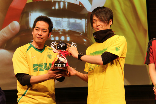 ���������꡼ No.008�Υ���ͥ������ / ���٥�ȡ��Хå���Υ������ɲä�ȯɽ���줿��WORLD CLUB Champion Football�פΥ��٥�ȡ�WCCF CUP WINNER'S CUP The 10th�פ��ݡ���