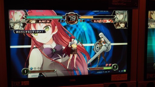 画像ギャラリー No.018のサムネイル画像 / 対戦シーンを“再燃”させる“イグニッション”。AC「電撃文庫 FIGHTING CLIMAX IGNITION」ロケテストレポート