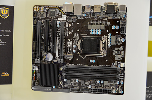 ［COMPUTEX］Intelの次世代CPU「Skylake」対応マザーボードが展示される。発売は夏の終わり頃か