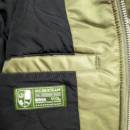 画像ギャラリー No.009のサムネイル画像 / 「キン肉マン」×「モンスターハンタークロス」コラボのフラジャケが発売決定