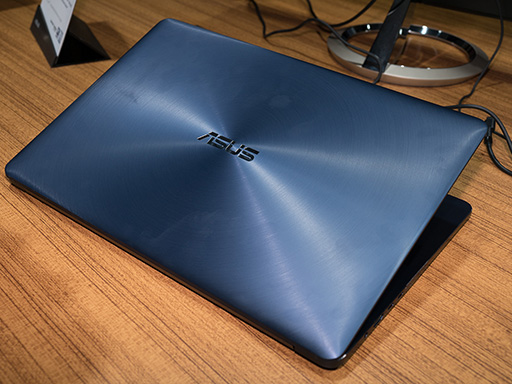 ���������꡼ No.007�Υ���ͥ������ / ��COMPUTEX��ASUS�ο���ZenBook�ϡ�GTX 1050 Ti��ܥ�ǥ�䳰�դ�����ե��å����ܥå����б������Ρ���PC�����ܤ�