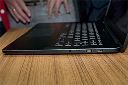 ���������꡼ No.008�Υ���ͥ������ / ��COMPUTEX��ASUS�ο���ZenBook�ϡ�GTX 1050 Ti��ܥ�ǥ�䳰�դ�����ե��å����ܥå����б������Ρ���PC�����ܤ�