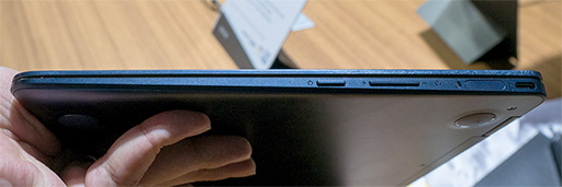 ���������꡼ No.028�Υ���ͥ������ / ��COMPUTEX��ASUS�ο���ZenBook�ϡ�GTX 1050 Ti��ܥ�ǥ�䳰�դ�����ե��å����ܥå����б������Ρ���PC�����ܤ�