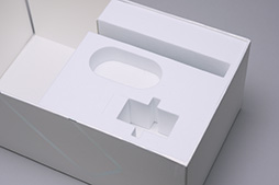 ꡼ No.006 | ASUSο她ޥۡZenFone 4ץӥ塼Snapdragon 660ܤǥ饦ɤ˥ڤ1