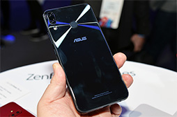 画像集#012のサムネイル/ASUS，新型スマートフォン「ZenFone 5」シリーズ3機種を発表。ハイエンドの「ZenFone 5Z」はSnapdragon 845搭載で479ユーロに