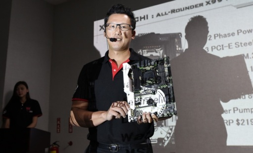 ���������꡼ No.001�Υ���ͥ������ / ��COMPUTEX�ϡ֥����Ѥ�ASRock�פ�����200�ɥ�����Ⱦ�����X99�ޥ����ܡ���2���ʤ�ȯɽ