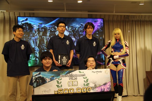 画像ギャラリー No.045のサムネイル画像 / 「フィギュアヘッズ」PC版,PS4版それぞれで「WOCT 2018 Season1」覇者が決定! 激戦の模様をパブリックビューイングの会場からお届け