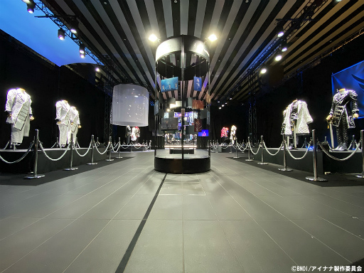 ���������꡼ No.003�Υ���ͥ������ / ��TRIGGER LIVE CROSS ��VALIANT��Exhibition���������ݡ��ȡ�3��18����ꥪ��饤��Ÿ����Ⳬ��ͽ��