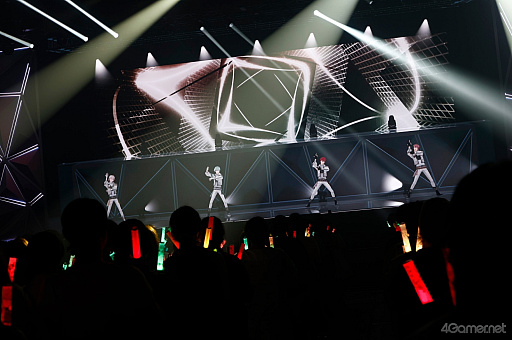 画像ギャラリー No.003のサムネイル画像 / 「アイドリッシュセブン VISIBLIVE TOUR "4WARD JOURNEY"」が開幕。16人が集結した幕張公演のレポートと写真を掲載