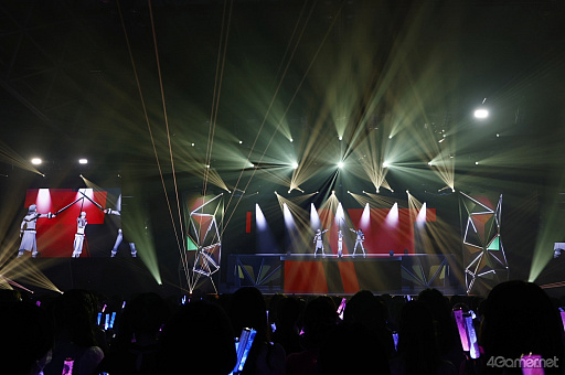 画像ギャラリー No.004のサムネイル画像 / 「アイドリッシュセブン VISIBLIVE TOUR "4WARD JOURNEY"」が開幕。16人が集結した幕張公演のレポートと写真を掲載