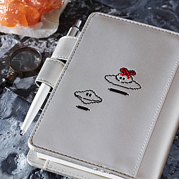 画像ギャラリー No.002のサムネイル画像 / 「MOTHER」シリーズをモチーフにした“ほぼ日手帳”と“ほぼ日ホワイトボードカレンダー”の全ラインナップ詳細を公開