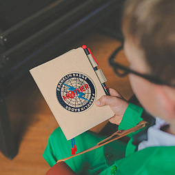 画像ギャラリー No.003のサムネイル画像 / 「MOTHER」シリーズをモチーフにした“ほぼ日手帳”と“ほぼ日ホワイトボードカレンダー”の全ラインナップ詳細を公開