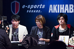 画像ギャラリー No.017のサムネイル画像 / 「フォーオナー プロ格闘ゲーマーNo.1決定戦」をレポート。熾烈な戦いを制し,最強戦士の栄冠に輝いたのは……?