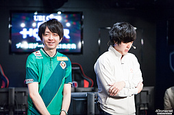 画像ギャラリー No.022のサムネイル画像 / 「フォーオナー プロ格闘ゲーマーNo.1決定戦」をレポート。熾烈な戦いを制し,最強戦士の栄冠に輝いたのは……?