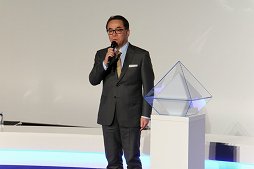 ꡼ No.003 | ֥եʥե󥿥30ǯ Opening Ceremonyפݡȡ꡼ƥȥκǿȡ1ǯ̤ƹԤ뵭ǰܺοȯɽ