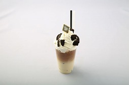 画像ギャラリー No.009のサムネイル画像 / 「NieR：Automata」，SQUARE ENIX CAFEとのコラボが開催中。3月6日には生放送も