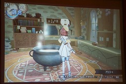 画像ギャラリー No.009のサムネイル画像 / 「ソフィーのアトリエ 〜不思議な本の錬金術士〜」の発表会が開催。声優の相坂優歌さんと山下誠一郎さんも登壇した会場の模様をレポート