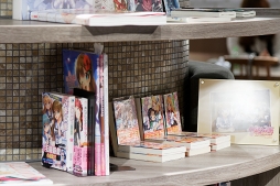 画像ギャラリー No.012のサムネイル画像 / 「あんさんぶるスターズ!」をはじめとするヒットコンテンツはここで作られている! Happy Elements京都オフィス・カカリアスタジオ突撃レポート