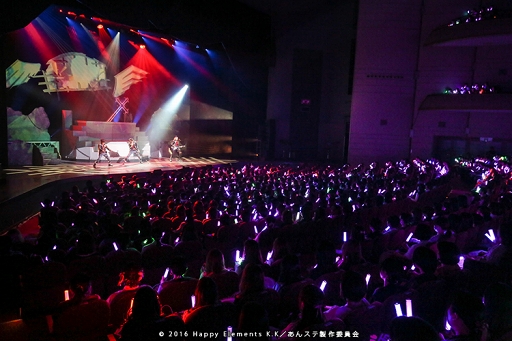 画像ギャラリー No.008のサムネイル画像 / 2つの物語を描く「『あんさんぶるスターズ!エクストラ・ステージ』〜Destruction × Road〜」ゲネプロ公演&囲み会見レポート