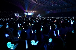 画像ギャラリー No.003のサムネイル画像 / “SCATTER”と“REFRACT”,無数に輝く光がアイドルたちを照らした「あんさんぶるスターズ!DREAM LIVE -4th Tour“Prism Star!”-」ライブレポート