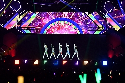 画像ギャラリー No.018のサムネイル画像 / “SCATTER”と“REFRACT”,無数に輝く光がアイドルたちを照らした「あんさんぶるスターズ!DREAM LIVE -4th Tour“Prism Star!”-」ライブレポート