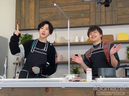 画像集#002のサムネイル/「あんスタ!!」配信番組「CAFE CINNAMON ニキズキッチン」第7回収録現場に潜入レポート。餅つき&おもちピザに挑戦!