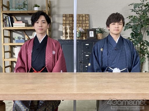 画像集#026のサムネイル/「あんスタ!!」配信番組「CAFE CINNAMON ニキズキッチン」第7回収録現場に潜入レポート。餅つき&おもちピザに挑戦!