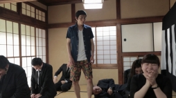 画像ギャラリー No.003のサムネイル画像 / 「勇者死す。」のイメージCM第2弾が公開。SNSと連動した大喜利企画も開催