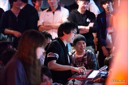 ���������꡼ No.064�Υ���ͥ������ / �����������ƥ�������HALLOWEEN PARTY�פ���ǯ�Ⳬ�š���P���Ĥ����礤������夬�ä���BLAZBLUE DAY�ץե��ȥ�ݡ���